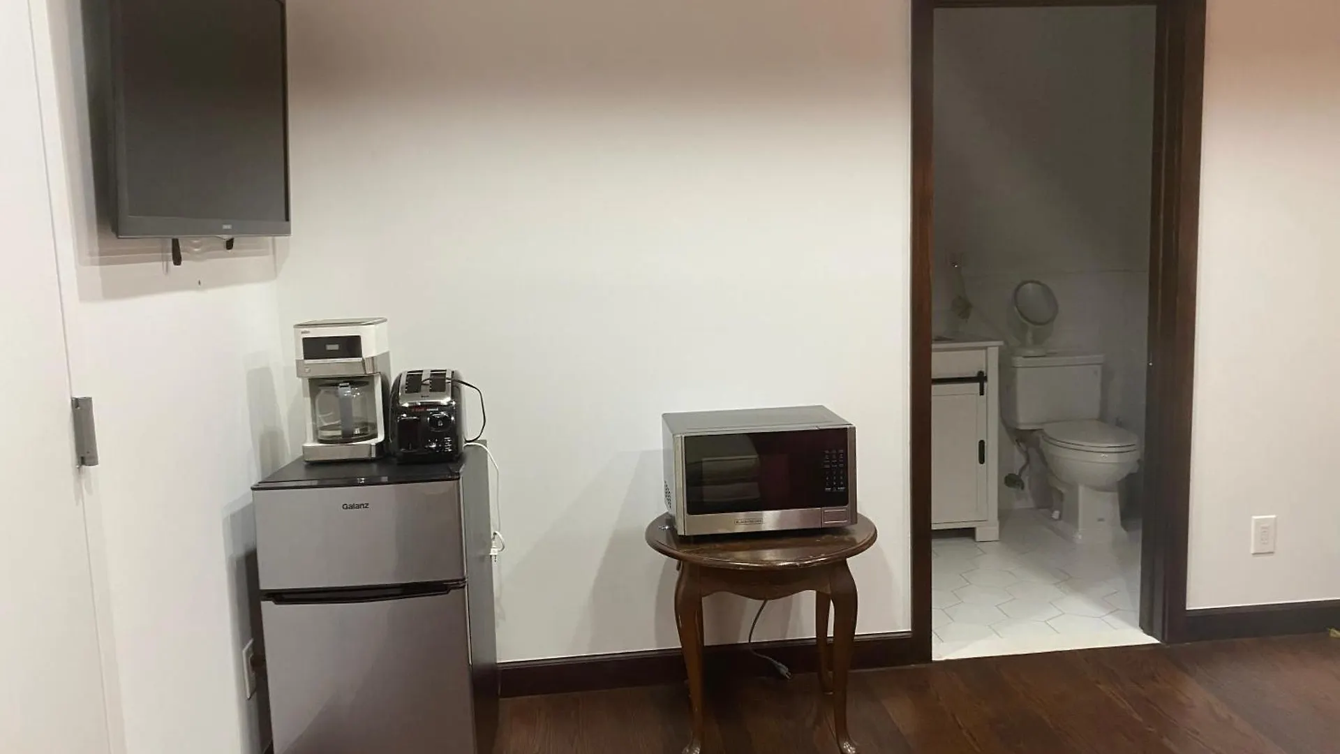 Guest house Cozy Bedroom With Bath, Private Entrance New York