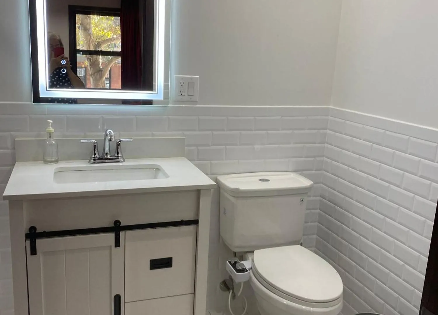 Cozy Bedroom With Bath, Private Entrance New York Guest house