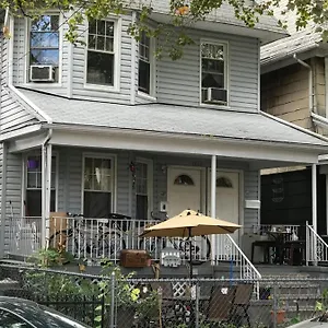 Classical American House 3 New York