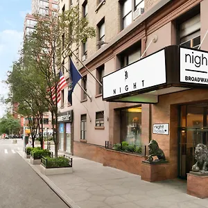 Hotel Night Broadway, New York