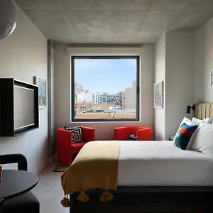 Penny Williamsburg Hotel